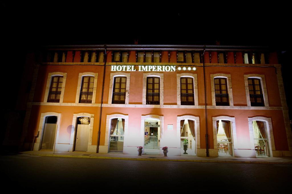 Imperion Hotel Cangas de Onis Exterior photo